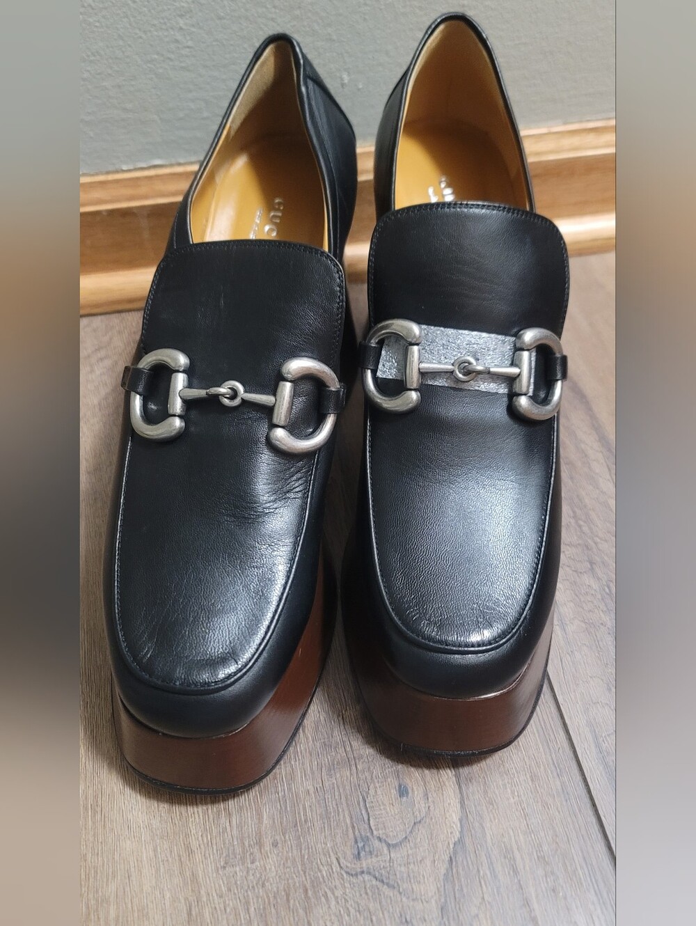 Gucci Black Leather Platform Horsebit Pumps Size 40